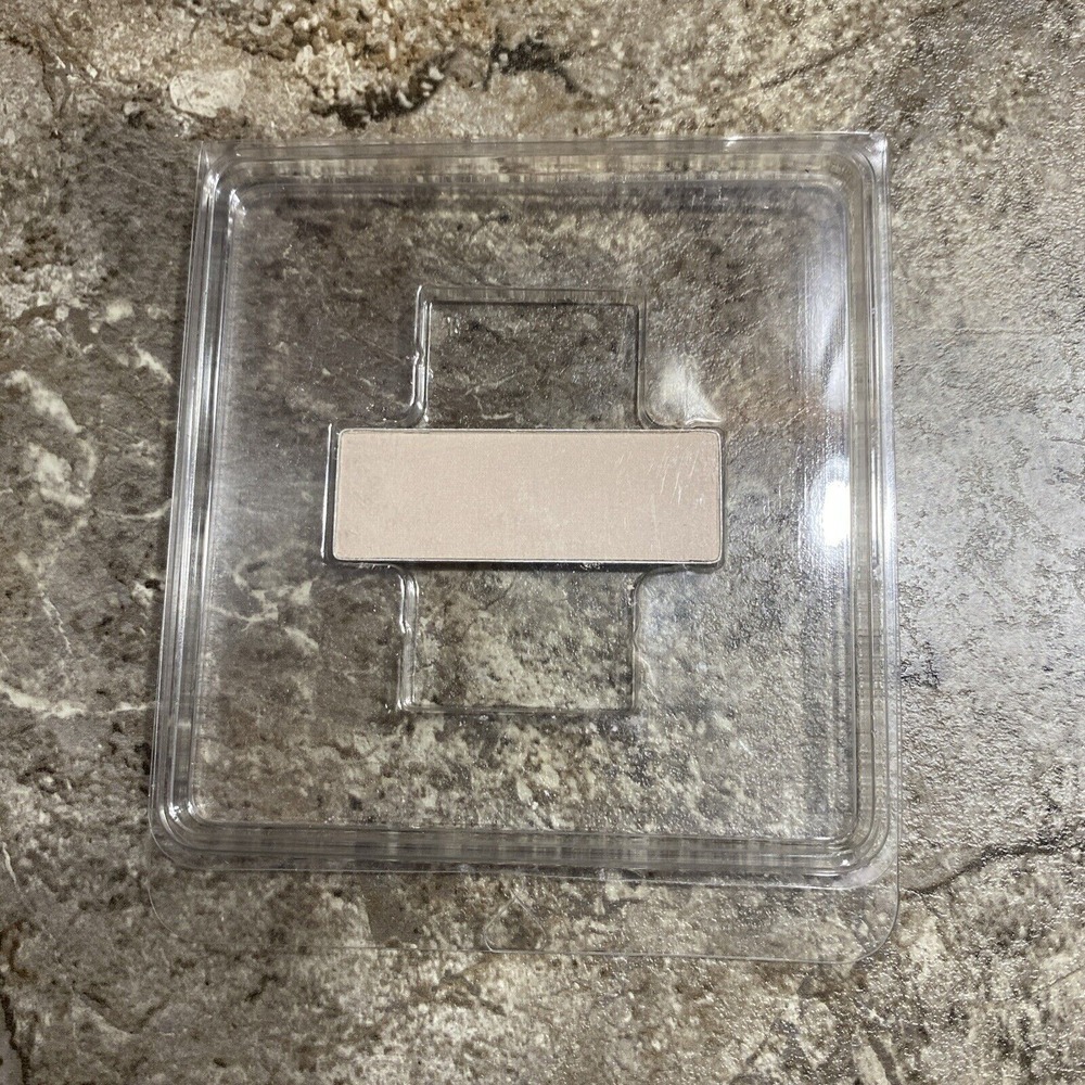 Calvin Klein‎ Eyeshadow Single Refill In Shade 11 Pink Opal New Rare